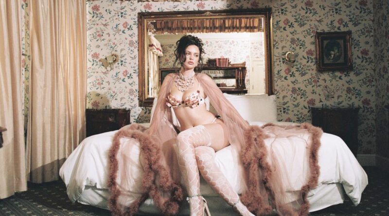 Sabrina Claudio Spent Years Pouring Herself Into Other Artists & Now It’s Her Turn: ‘I’m in Heaven’