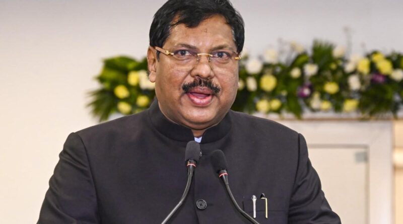 Presidential reference hearing: Supreme Court to issue notices to Union, State Govts; hearing in mid-August