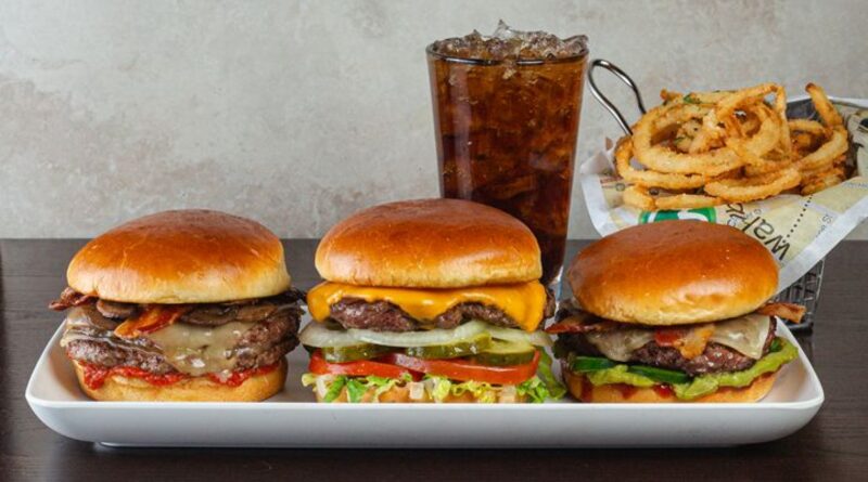 Wahlburgers Takes Flight at Detroit Metropolitan Airport