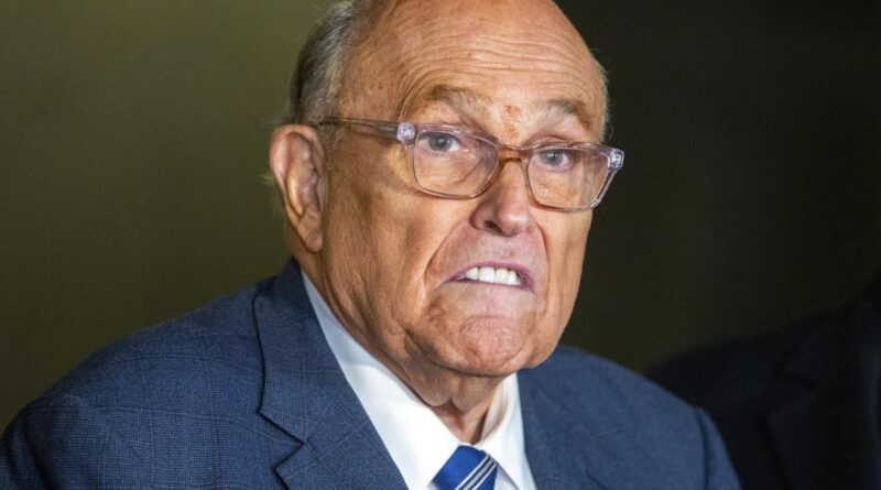 Trump says he’s awarding former New York Mayor Rudy Giuliani the Presidential Medal of Freedom