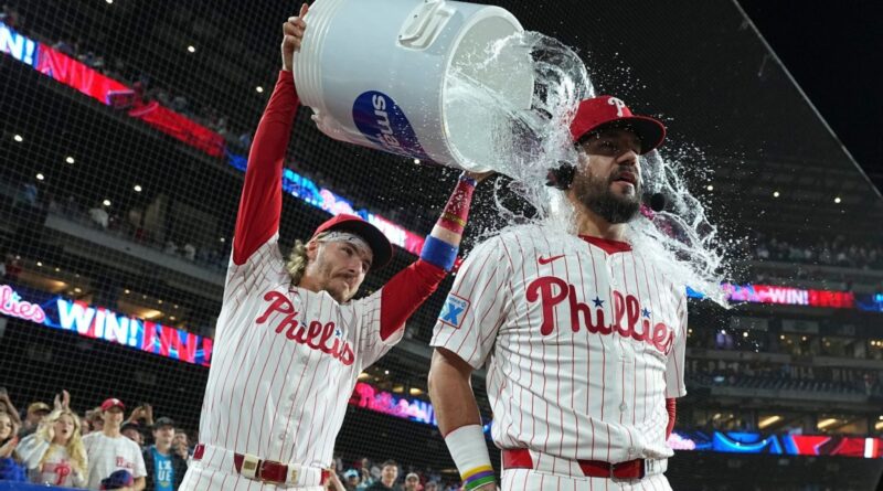 How much will Kyle Tucker and Kyle Schwarber get paid this winter? MLB insiders predict their free agency