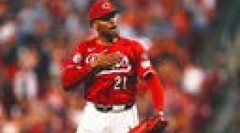 Hunter Greene Tosses Complete Game Shutout to Lift Reds Over Cubs