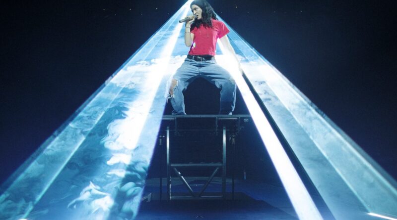 Lorde Brings ‘Virgin’ Home With Ultrasound Tour Stop at Madison Square Garden: 7 Best Moments