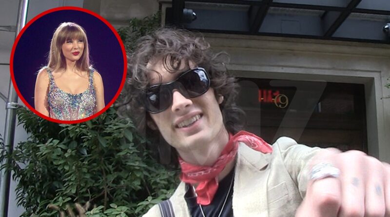 Sombr Says He Lost His Mind When Taylor Swift Shouted Out His Music