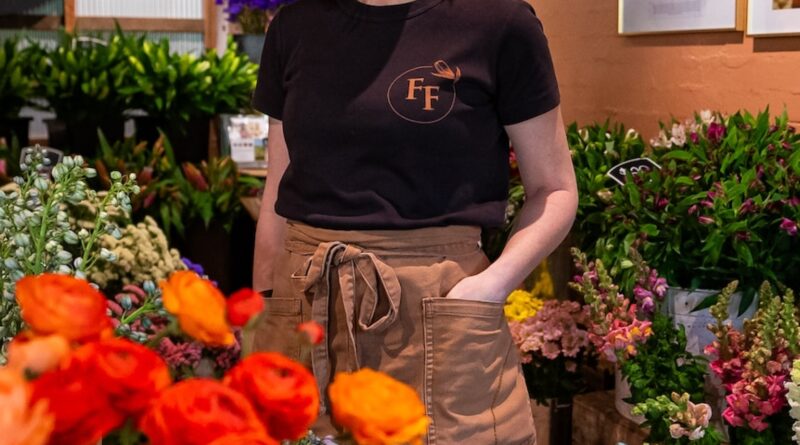 Flower growers want imported blooms to carry country-of-origin labels