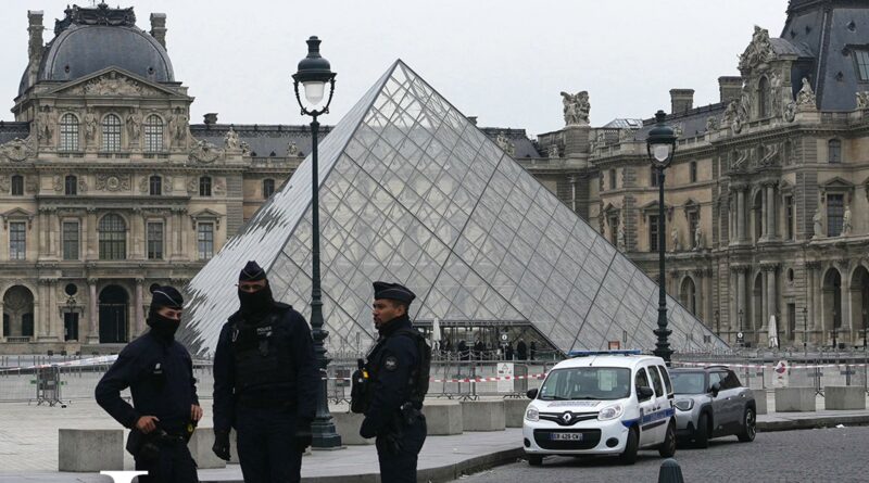 Police Arrest Two Suspects in Louvre Museum Crown Jewel Robbery