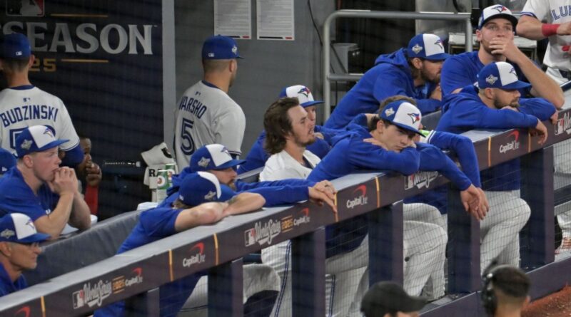 Jays feel sting of defeat as title slips from grasp