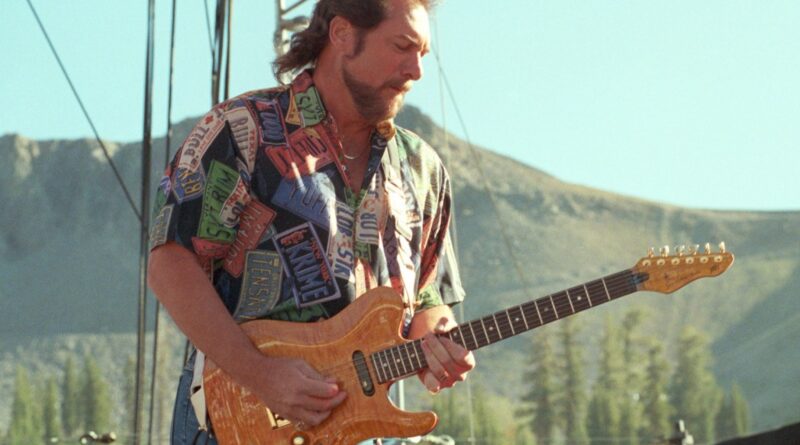 Steve Cropper, Iconic Booker T & the M.G.’s Guitarist, Dies at 84