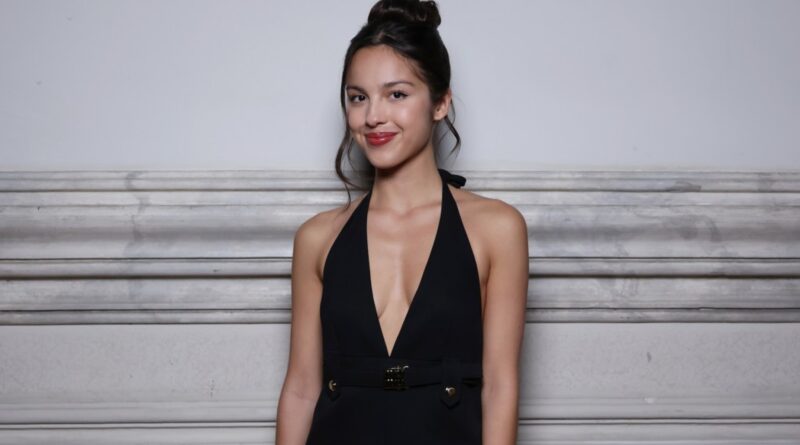 Olivia Rodrigo Recalls Hanging Out With Harry Styles After Writing One Direction FanFic as a Child